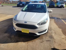 2016 Ford focus SE Sedan 4D