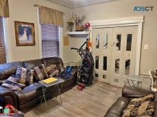 5 Beds 2 Baths - House