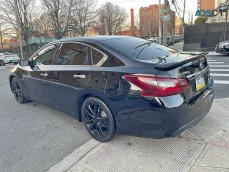 2017 Nissan altima 2.5 SR (2017.5) Sedan