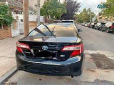 2013 Toyota camry LE Hybrid Sedan 4D