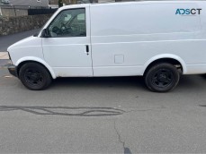 2003 Chevrolet astro LS Minivan 3D