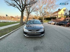 2015 Chrysler 200 LX Sedan 4D