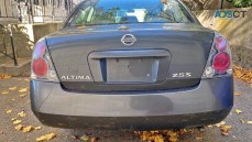 2005 Nissan altima 2.5 S Sedan 4D