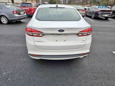 2017 Ford fusion SE Sedan 4D