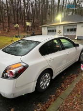 2012 Nissan altima 2.5 S Sedan 4D