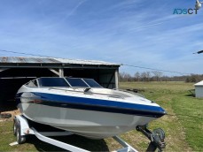 1997 Crownline 227 br