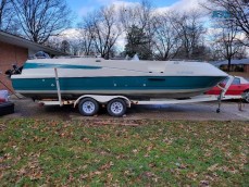 1996 Bayliner deck boat