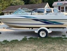 1999 Searay runabout