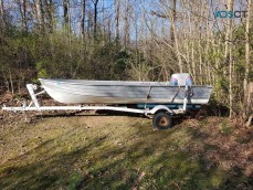 1965 Mirrocraft it's available 14ft it's