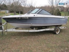 boat with mercuriser 140 no trailer