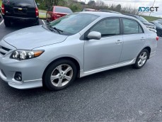 2013 Toyota corolla S Sedan 4D