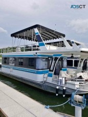 2001 Jamestowner houseboat 14x46