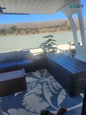 2001 Jamestowner houseboat 14x46