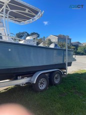 1995 Boston Whaler outrage 24