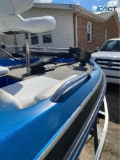 2000 V I p fishing and ski model 1900BCO