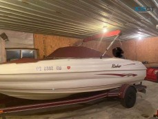 1999 Rinker 182