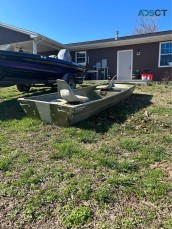 14’ Jon boat $600 OBO