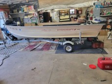 1983 Starcraft 14 ft v bottom