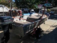 Nice Aluminum Fishing Boat with Motor an